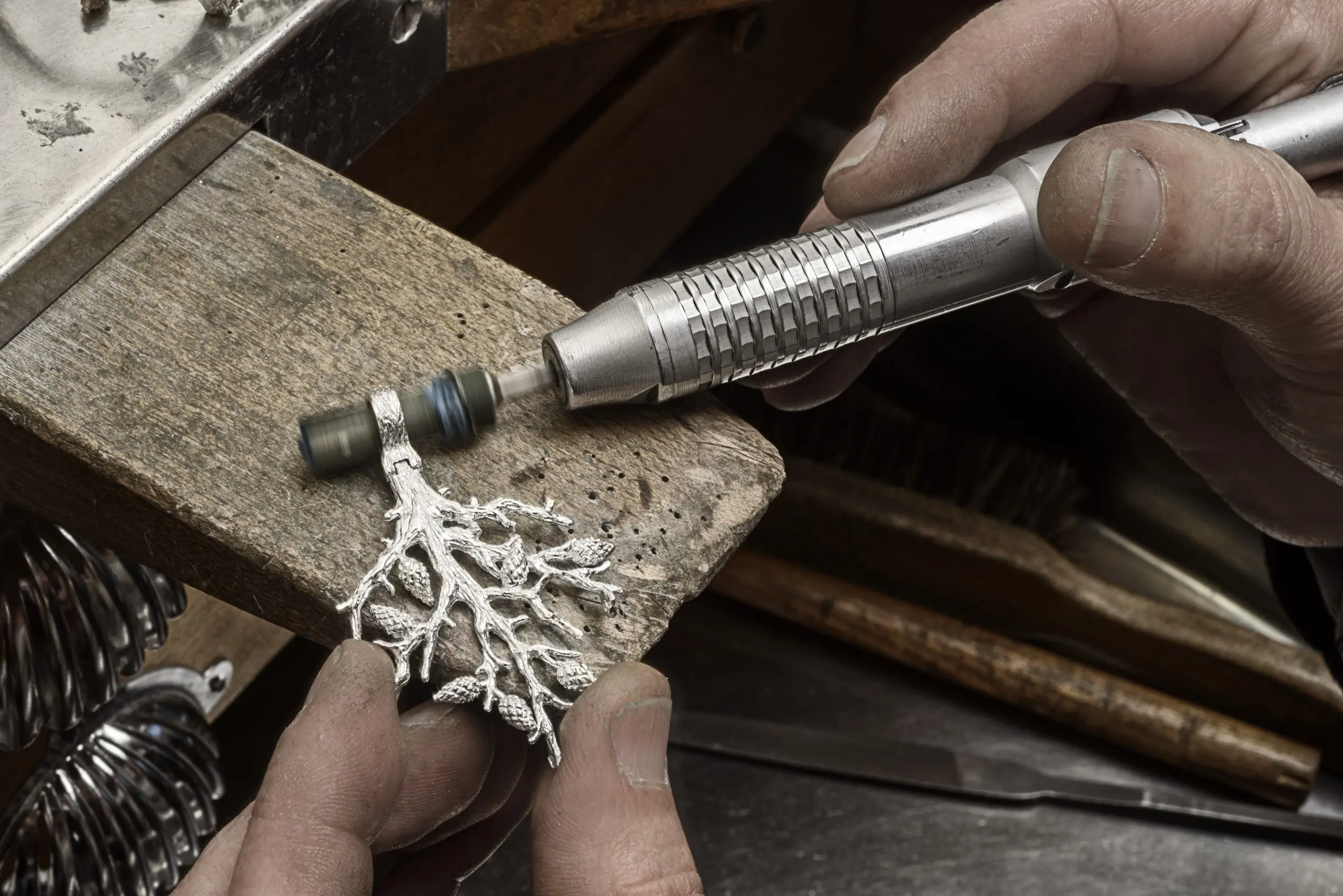   Taller de gemología en L´Atelier - Essentially Mallorca 5