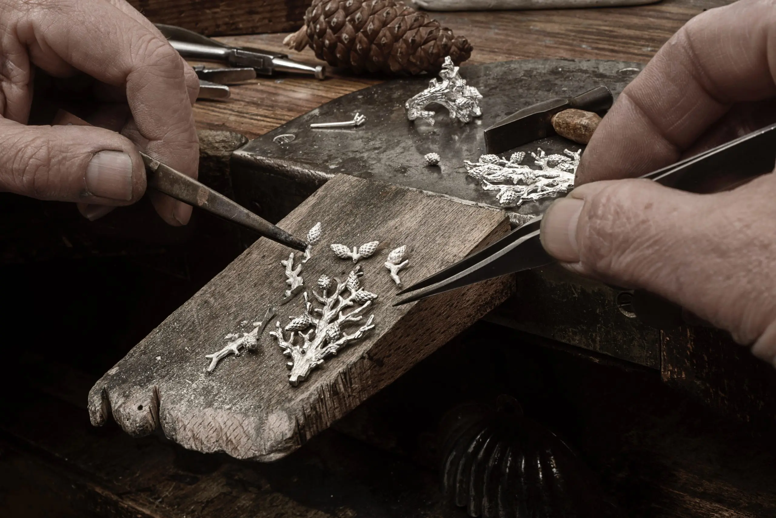   Taller de gemología en L´Atelier - Essentially Mallorca 3